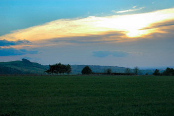 Clouds moving in late in the afternoon, somewhere near Hampsley Hollow.